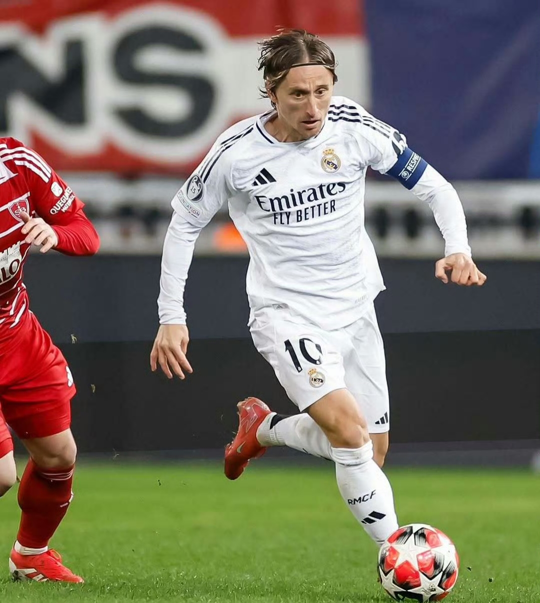 马德里竞技主场战平，积分继续领先