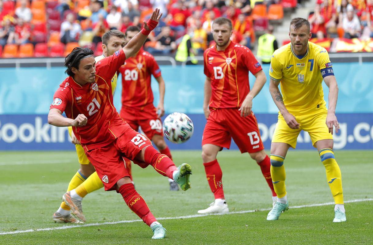 法国主场大胜北马其顿，提前小组出线的简单介绍