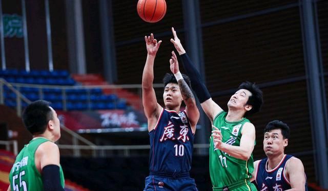 强队再战赛场，谁能夺得瞩目胜利？的简单介绍