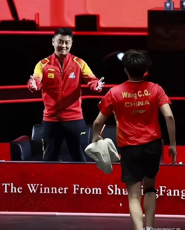 波兰乒乓球队完胜日本乒乓球队，马龙送出助攻的简单介绍