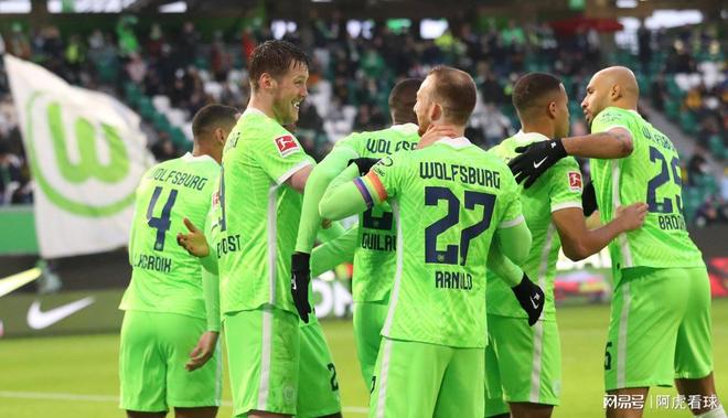 关于沃尔夫斯堡险胜莱比锡，赛季首胜来袭的信息