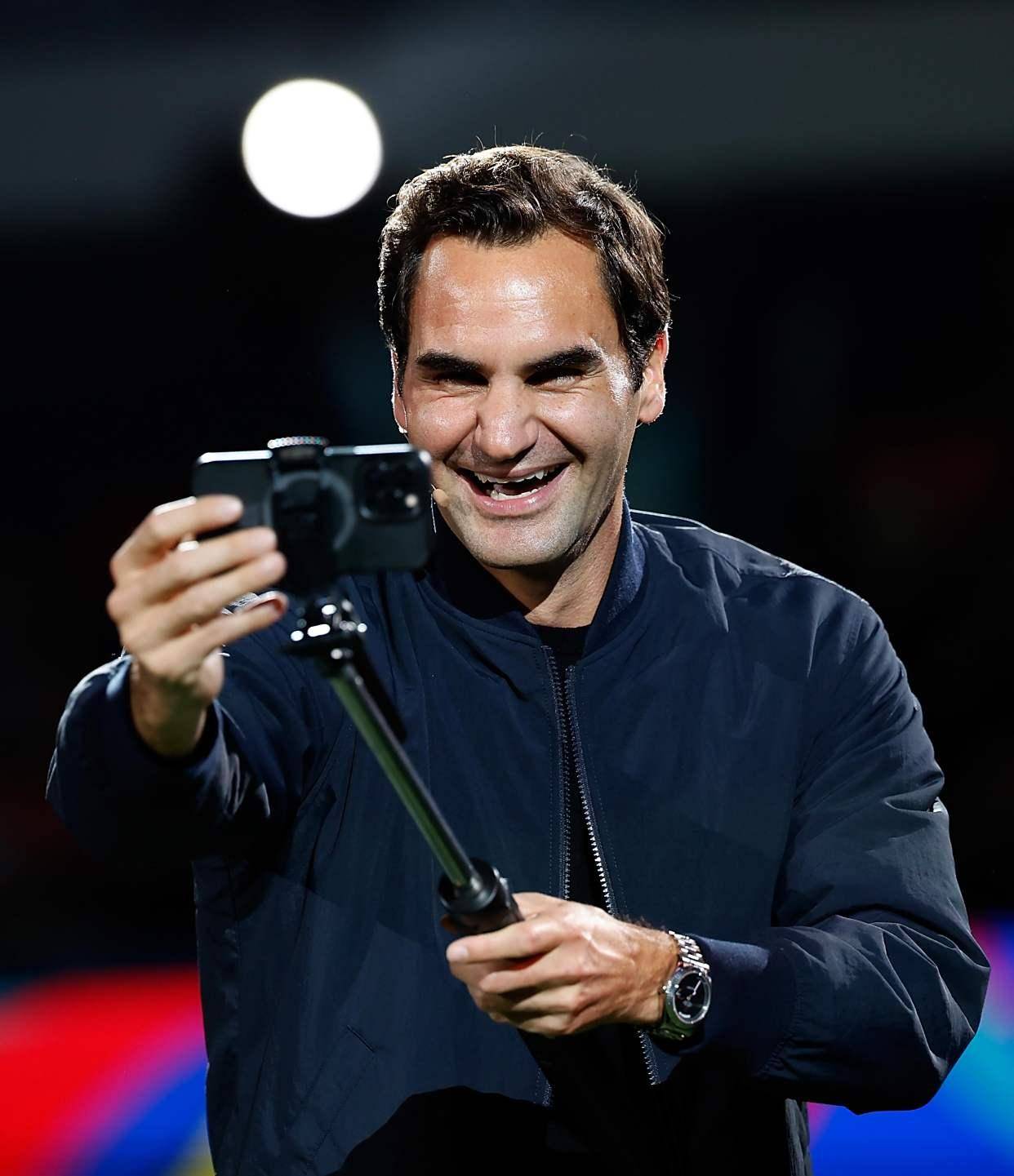 关于世界网球队险胜意大利网球队，费德勒制霸全场的信息