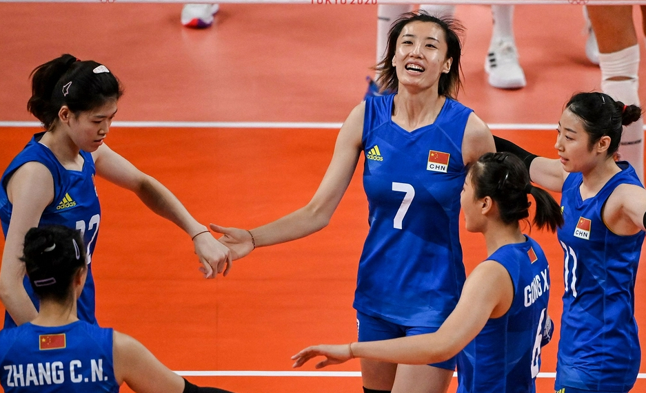 排球战术调整奏效，成功扭转局势的简单介绍